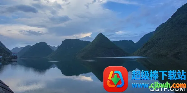 ���չ���